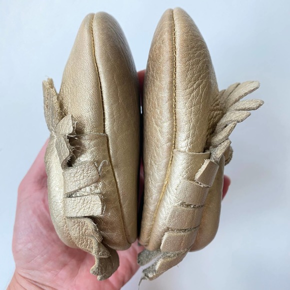 MOCCASIN Gold Leather Fringe Soft Sole 12-18 - Picture 6 of 10